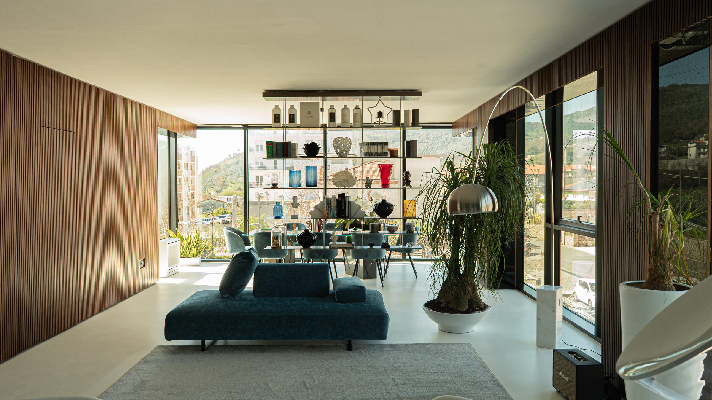 Ambiente creativo — sezione Commercial